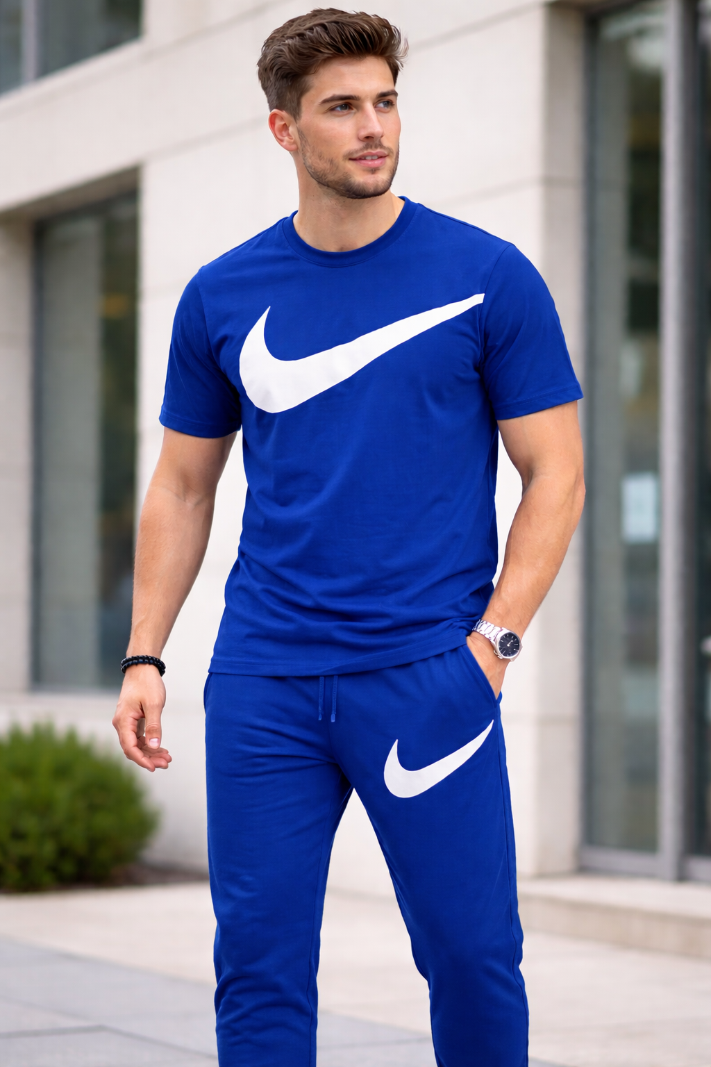 Ensemble Nike – T-shirt & Jogging